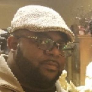 Meet your Posher, Dmiloc